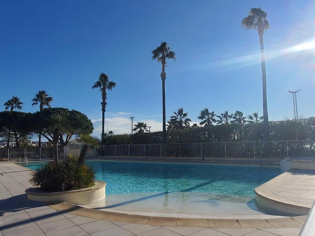 Apartment Cap Hermes Studio 31M2 Vue Port Climatise Piscine, Frejus France
